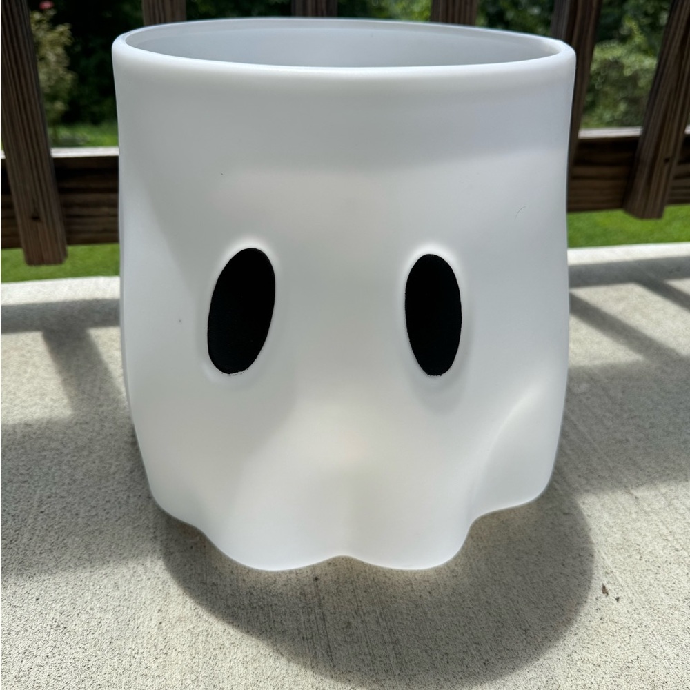 Large DG Ghost Bucket/Planter - NEW!
